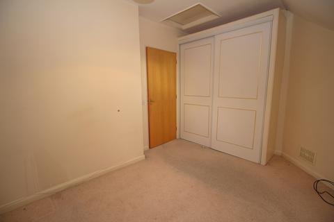 1 bedroom apartment for sale, Hillside, Heath Road. Newmarket