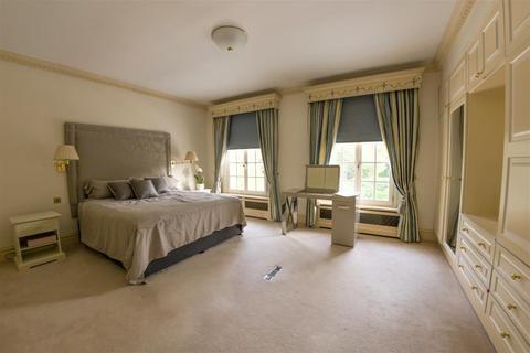 6 bedroom detached house to rent - Cross Road,  Sunningdale,  SL5
