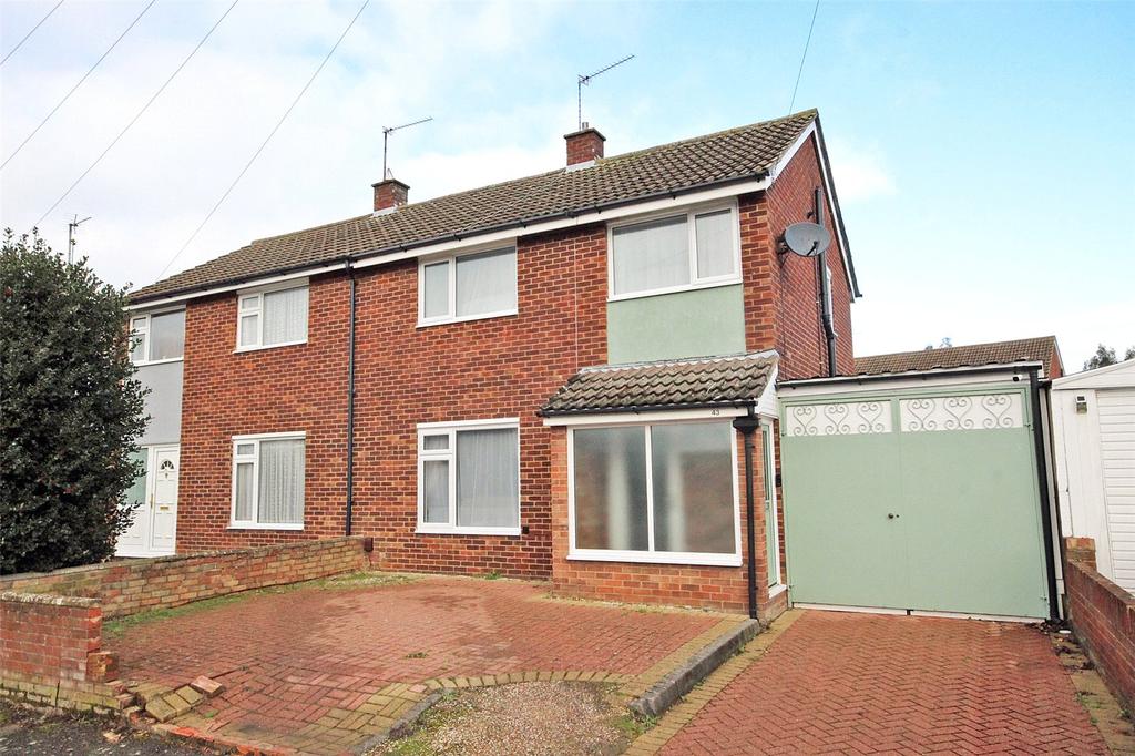 Knights Avenue, Clapham, Bedford, Bedfordshire, MK41 3 bed semi