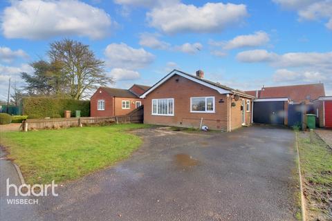 3 bedroom bungalow for sale - Church Lane, Tydd St Giles