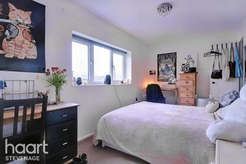 45 Chells Way, Stevenage, SG2 0LB