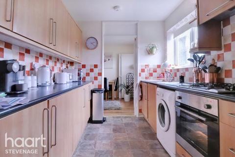 45 Chells Way, Stevenage, SG2 0LB