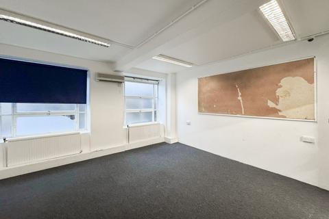 Office to rent, 9 Larcom Street, Elephant & Castle, London, SE17 1RT