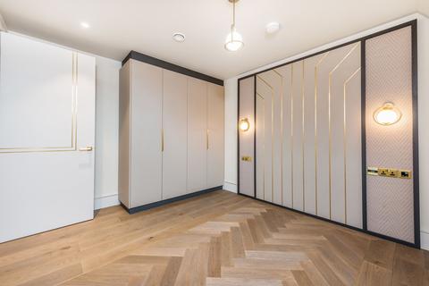 3 bedroom flat to rent, 1 Edith Row, Fulham, London, SW6