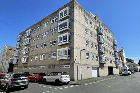 3 bedroom apartment for sale - Melville Court, Filey