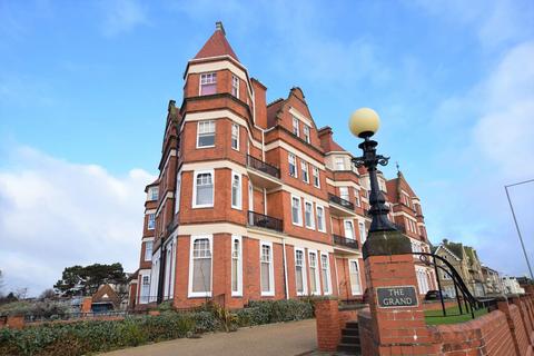 2 bedroom apartment for sale, The Grand, 73 Marine Parade East, Clacton-on-Sea