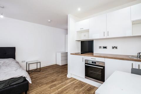 undefined, Michigan Point Tower A, 9 Michigan Avenue, Salford Quays, M50