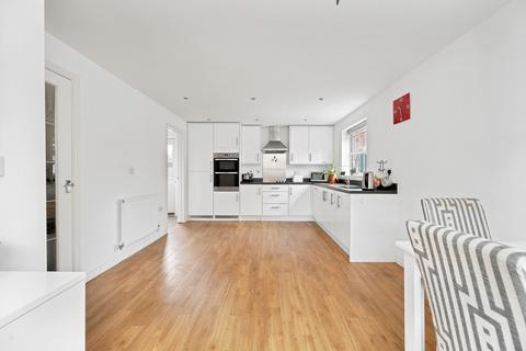 34 Chepstow Drive, Bourne, PE10 0RX