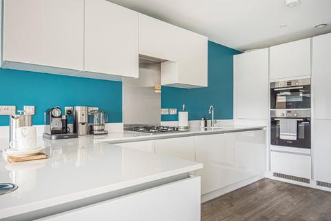 2 bedroom apartment to rent, Mayflower House, Leckhampton Place, Cheltenham, GL53