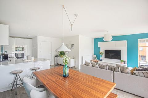 2 bedroom apartment to rent, Mayflower House, Leckhampton Place, Cheltenham, GL53