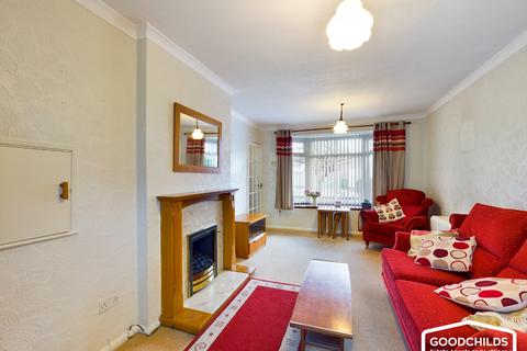 25 Avon Crescent, Walsall, WS3 4DG