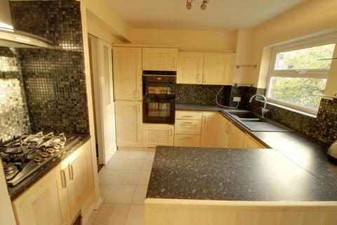 3 bedroom maisonette to rent, Abbots Park, St Albans, AL1