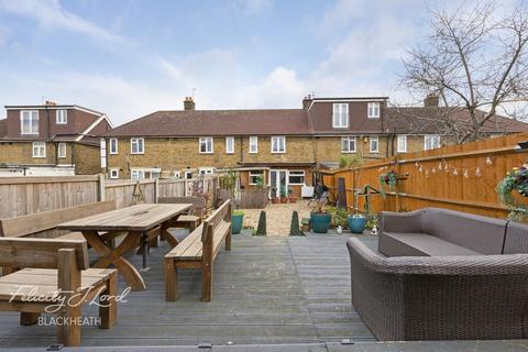 25 Tallis Grove, London, SE7 7LB