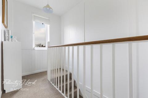 25 Tallis Grove, London, SE7 7LB