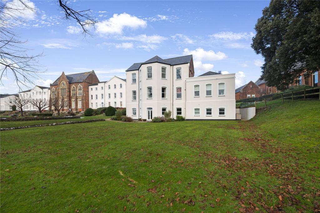 Charlton Down, Nr Dorchester, Dorset 3 bed apartment £275,000