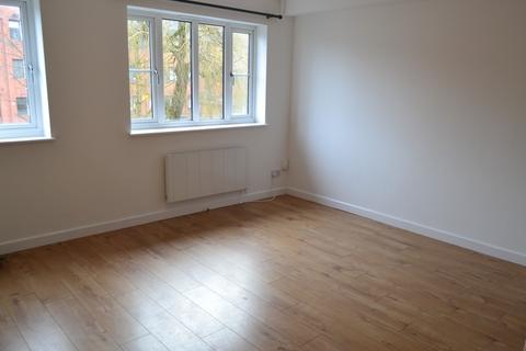 1 bedroom flat to rent, Garlands Road, Redhill