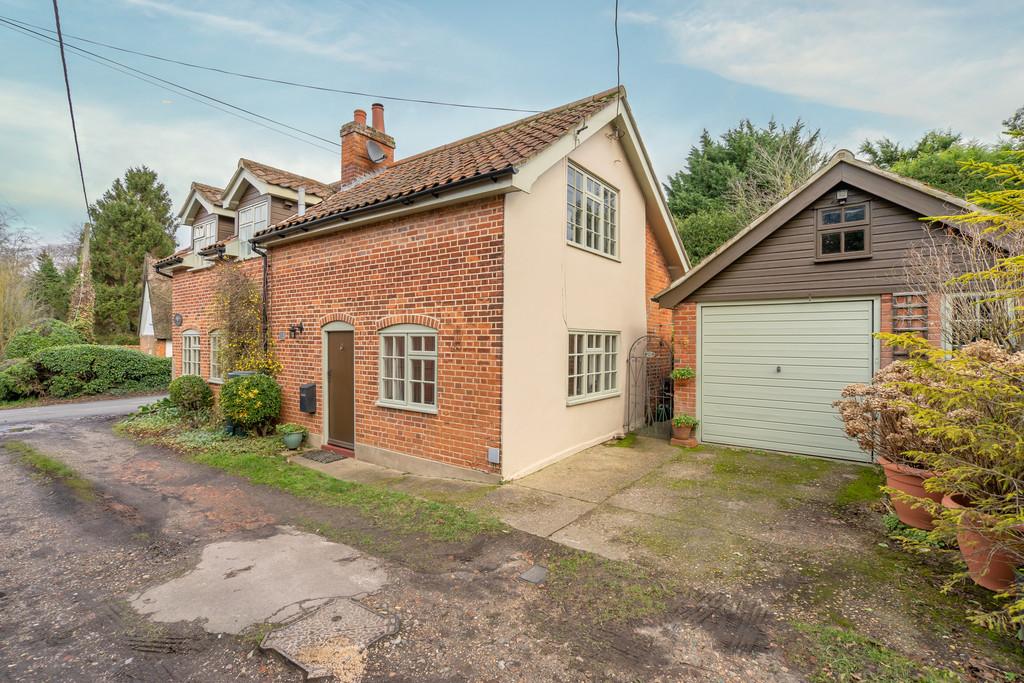 The Street, Sternfield, Saxmundham 3 bed cottage for sale £450,000