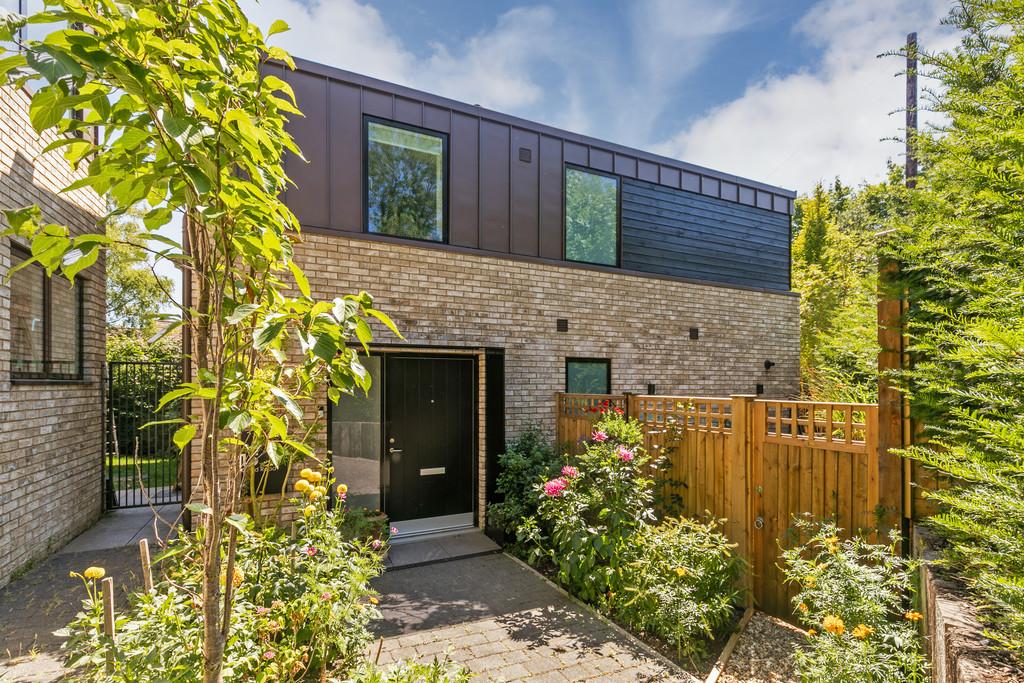 Mead Road, Winchester, SO23 4 bed detached house for sale £700,000