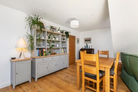 15 Mead Road, Winchester, SO23 9RF