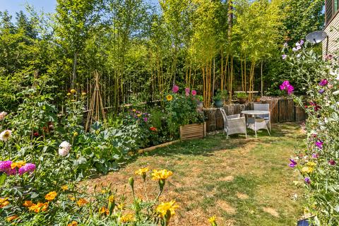 15 Mead Road, Winchester, SO23 9RF