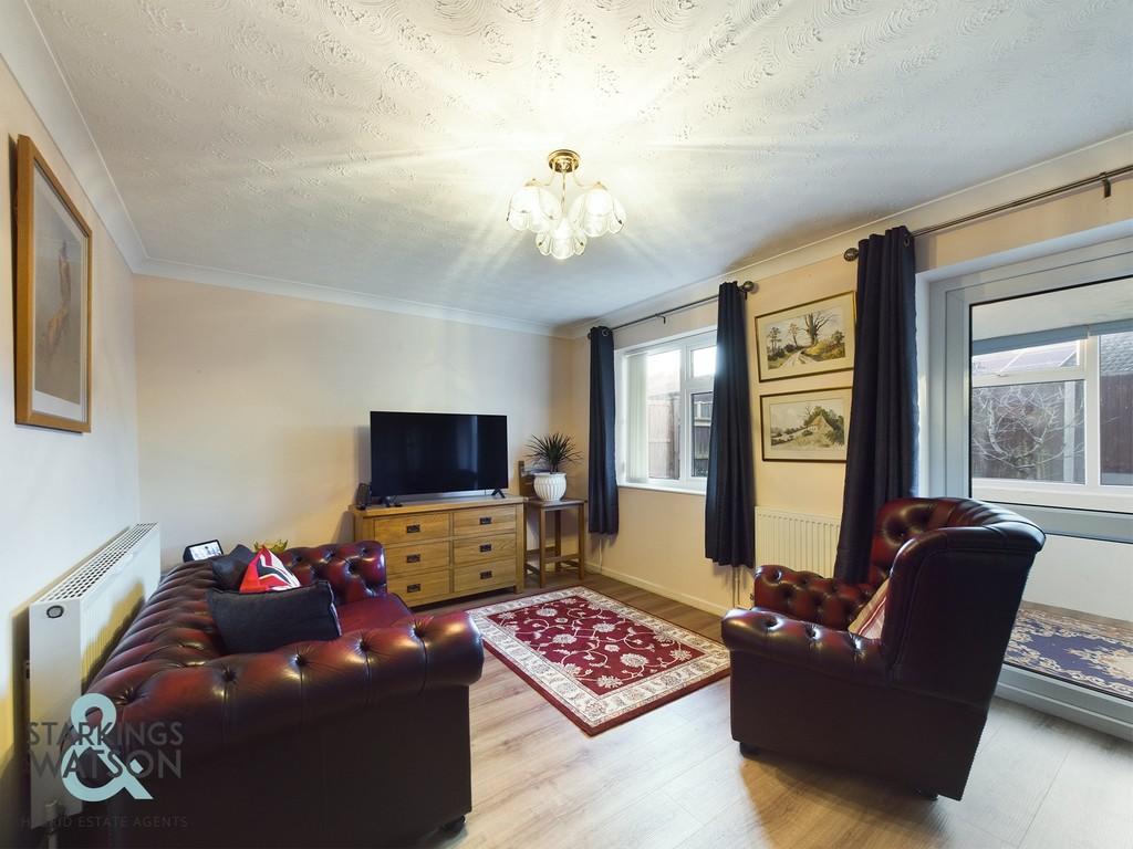 St. Drive, Dereham 3 bed detached bungalow for sale £300,000