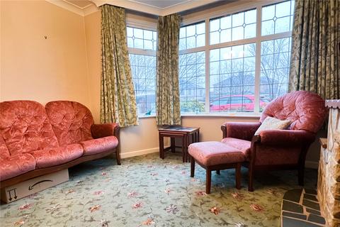 486 Broadway, Chadderton, Oldham, OL9 9NS
