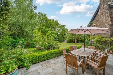 Maryhill Oak End Way, Woodham, Addlestone, KT15 3DY