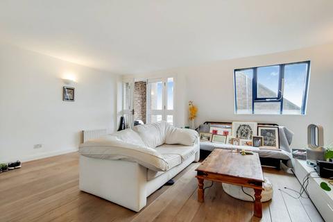 2 bedroom flat to rent - Narrow Street, Limehouse, London, E14
