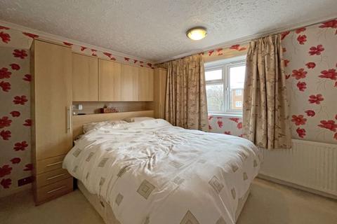 65 Lancelot Road, Exeter, EX4 9BU
