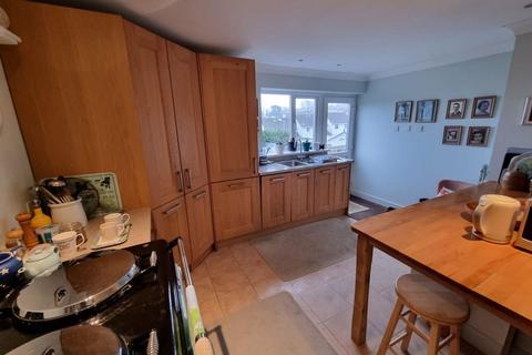 2 Barton Meadow, Truro, TR1 3NJ