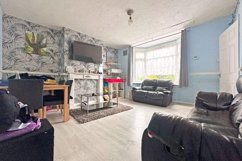 undefined, Shrubbery Avenue, TIPTON, DY4 8DS