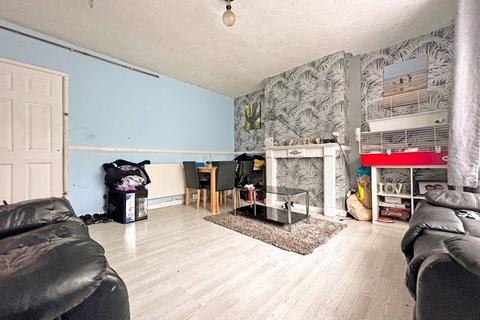 undefined, Shrubbery Avenue, TIPTON, DY4 8DS