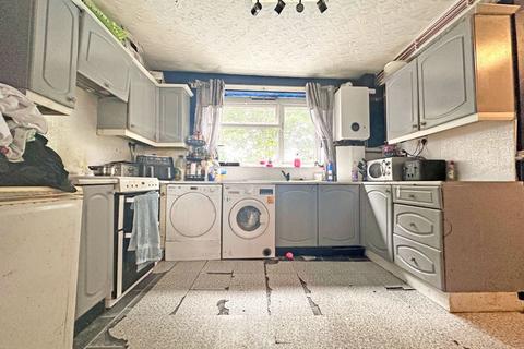 undefined, Shrubbery Avenue, TIPTON, DY4 8DS