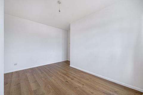 19 Copse Side, Godalming, GU7 3RU