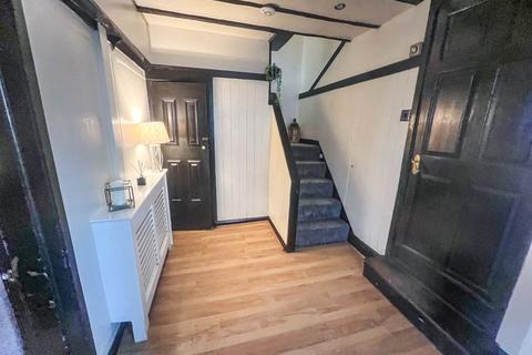 3 bedroom cottage for sale - Booth Street, Smithills