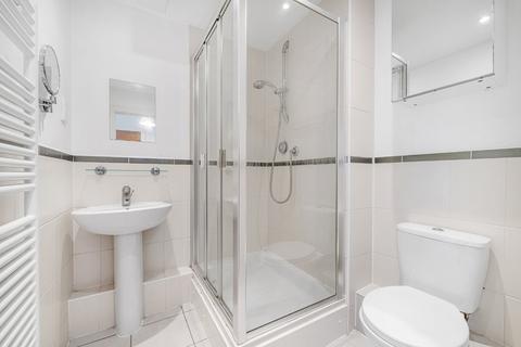 6 Hayes Grove, London, SE22 8DF