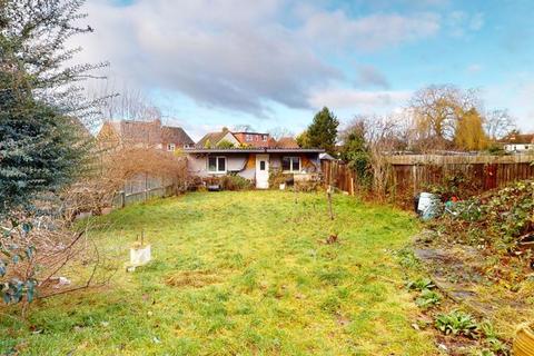 66 Faringdon Avenue, Bromley, BR2 8BS