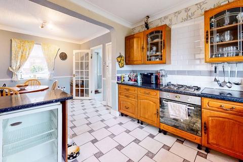 66 Faringdon Avenue, Bromley, BR2 8BS