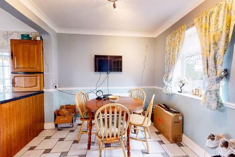 66 Faringdon Avenue, Bromley, BR2 8BS