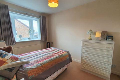 15 Fox Close, Abbeymead, Gloucester, GL4 5YH