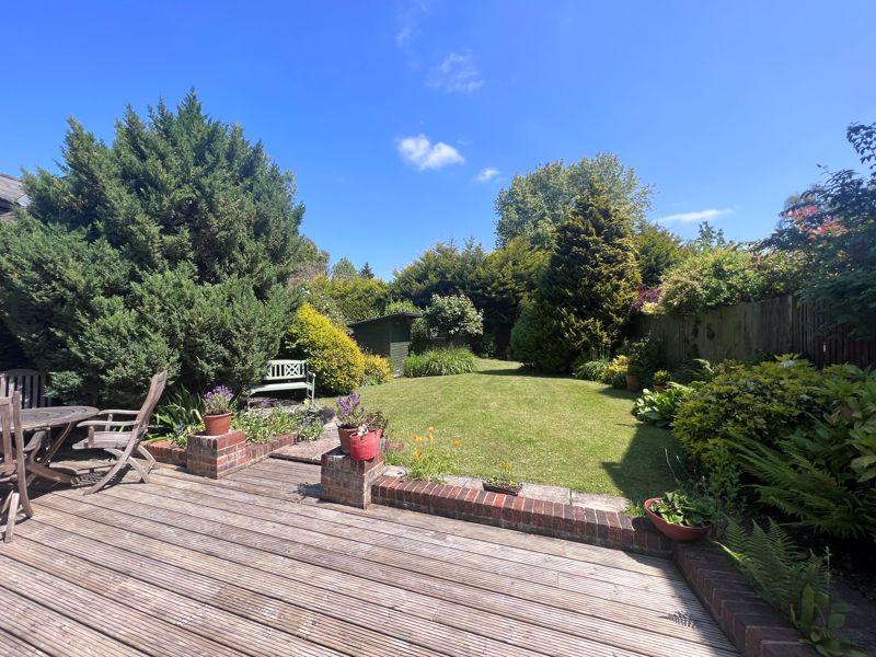 Vale Road, Redlynch *VIDEO TOUR* 3 bed detached house for sale