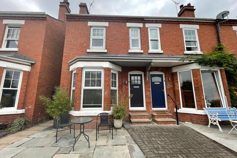 3 bedroom end of terrace house to rent, Diglis Avenue, Worcester, WR1 2NS