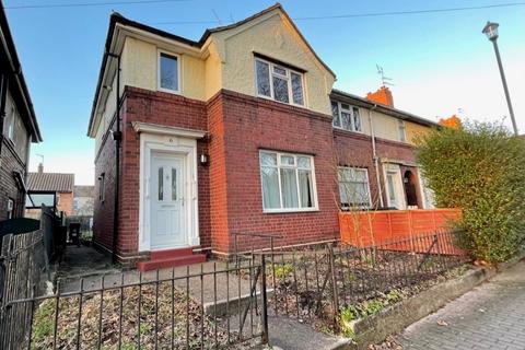 2 bedroom end of terrace house to rent, Oxford Street, St. Philips, Bristol, Somerset, BS2