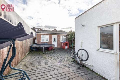 558 Princes Road, Dartford, DA2 6NG