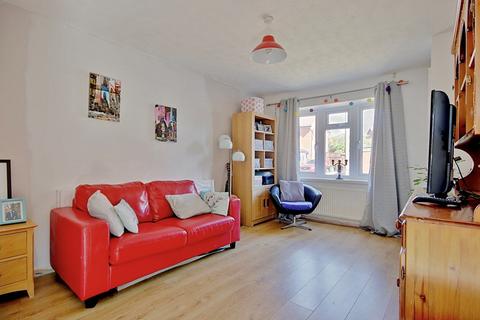 2 bedroom semi-detached house for sale - Turners Close, Blackpole, Worcester, WR4