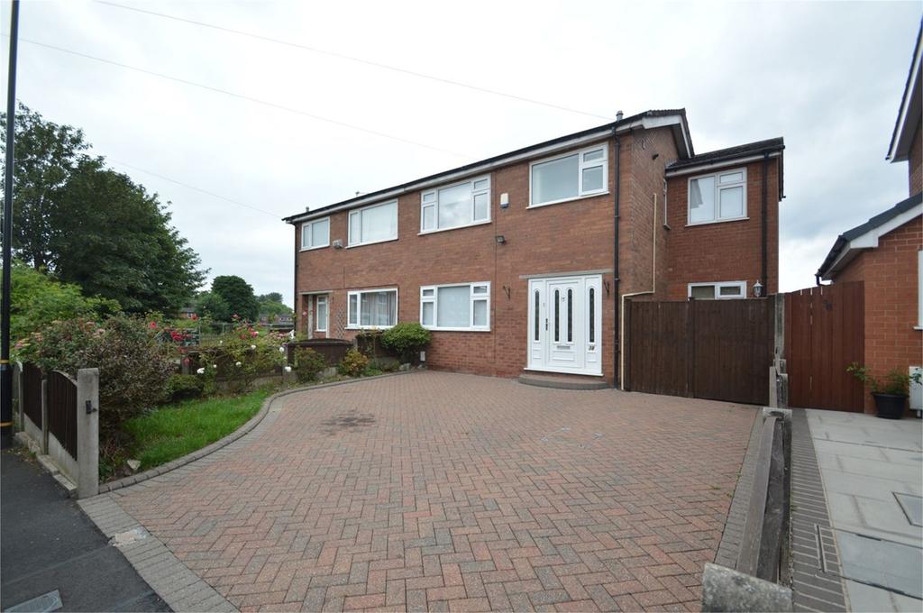 Finny Bank Road, Sale, M33 4 bed semidetached house £1,500 pcm (£346 pw)