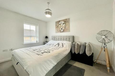 3 bedroom semi-detached house for sale - Cornelius Crescent, Fairfields, Milton Keynes, MK11