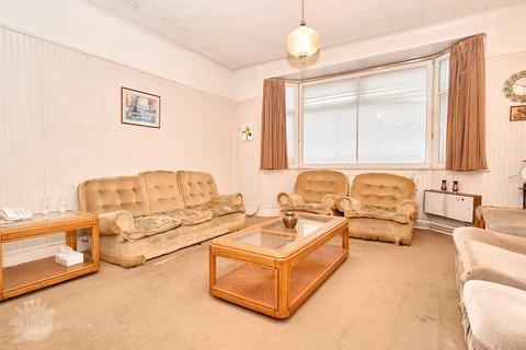 24 Shelley Crescent, Hounslow, TW5 9BJ