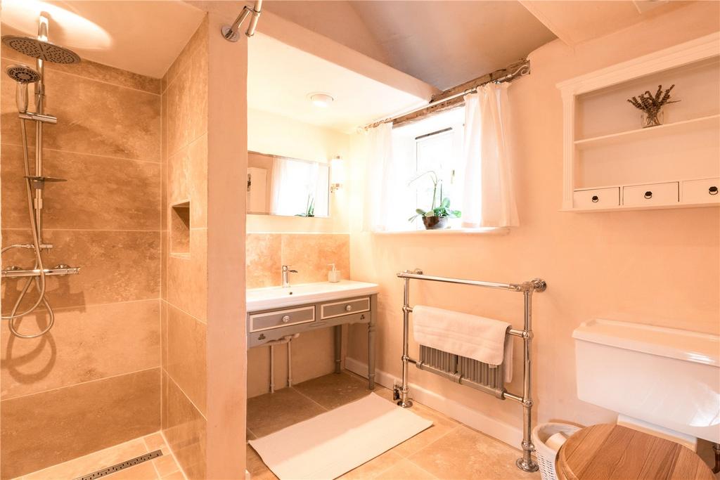 Cottage Shower Room