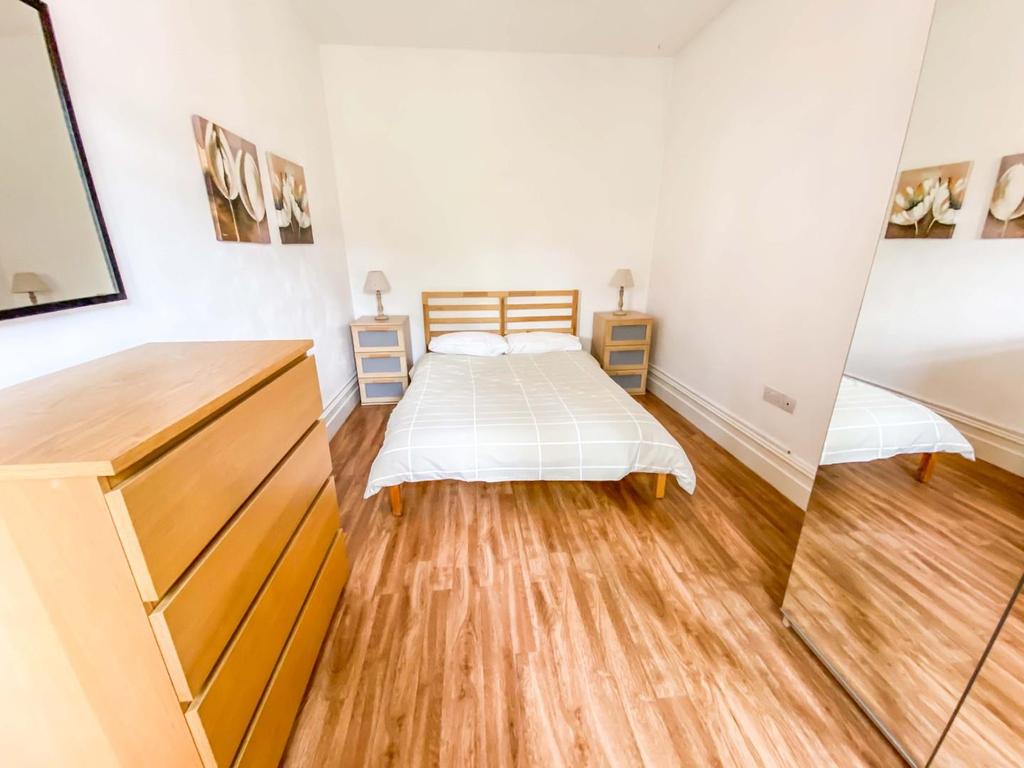 King Bed.JPG